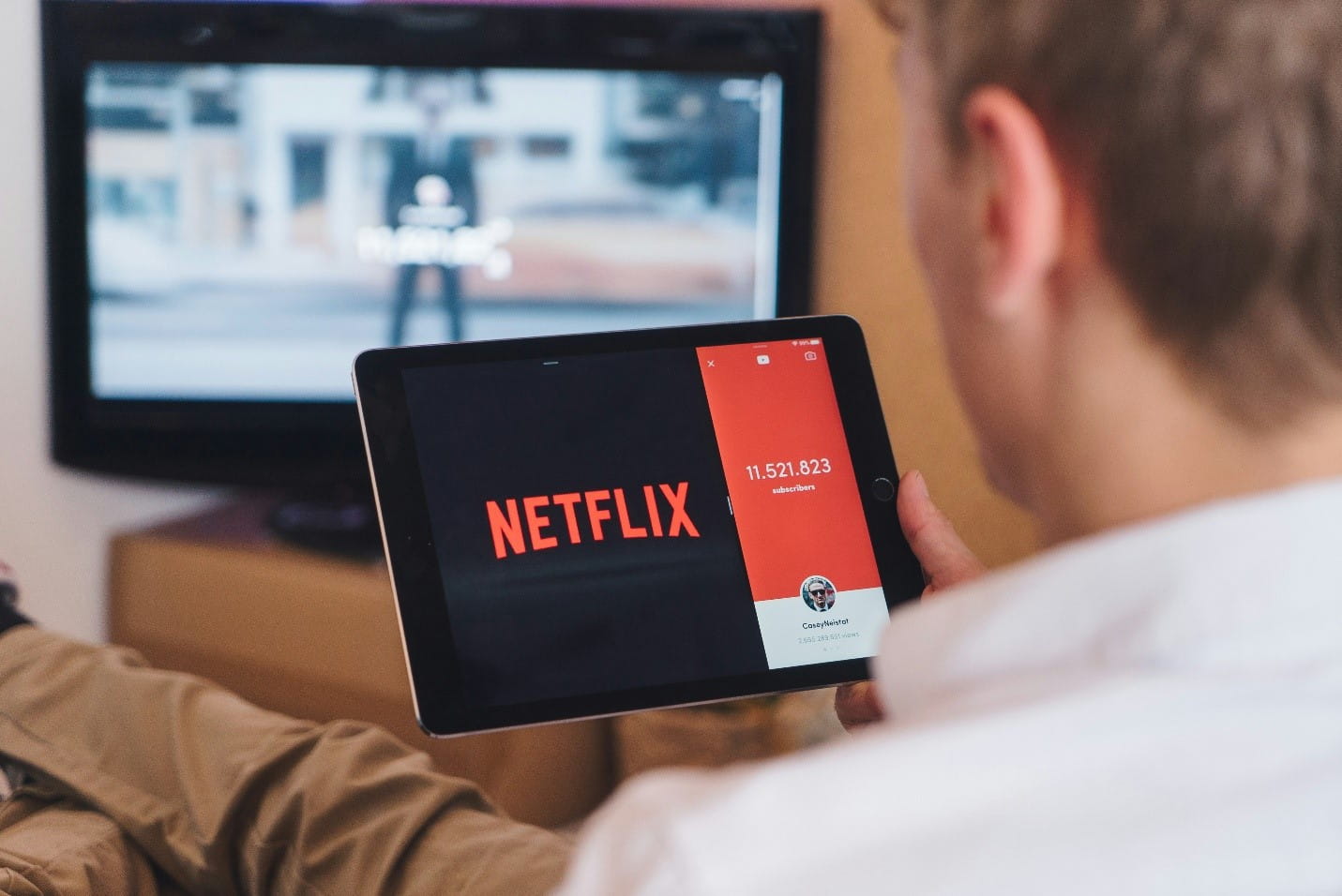 Netflix Steps into Gambling